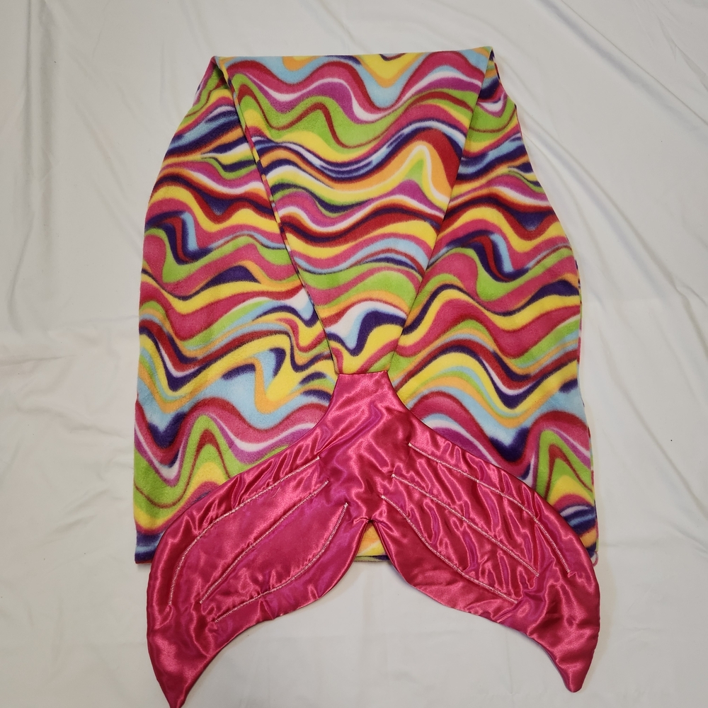 Colorful Mermaid Tail Blanket 6-10 Year Old